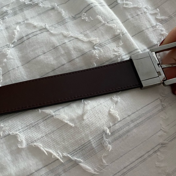 Unisex Gucci Belt- Reversible - Picture 4 of 7